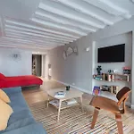 Lovely Flat In Montorgueil Paris